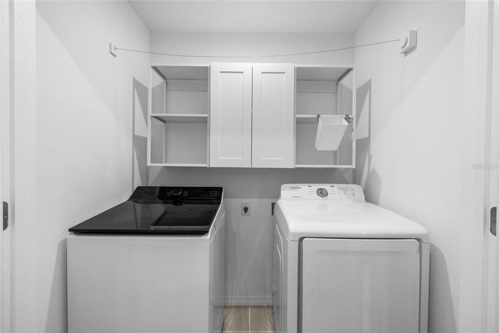 For Sale: $428,000 (3 beds, 2 baths, 1900 Square Feet)