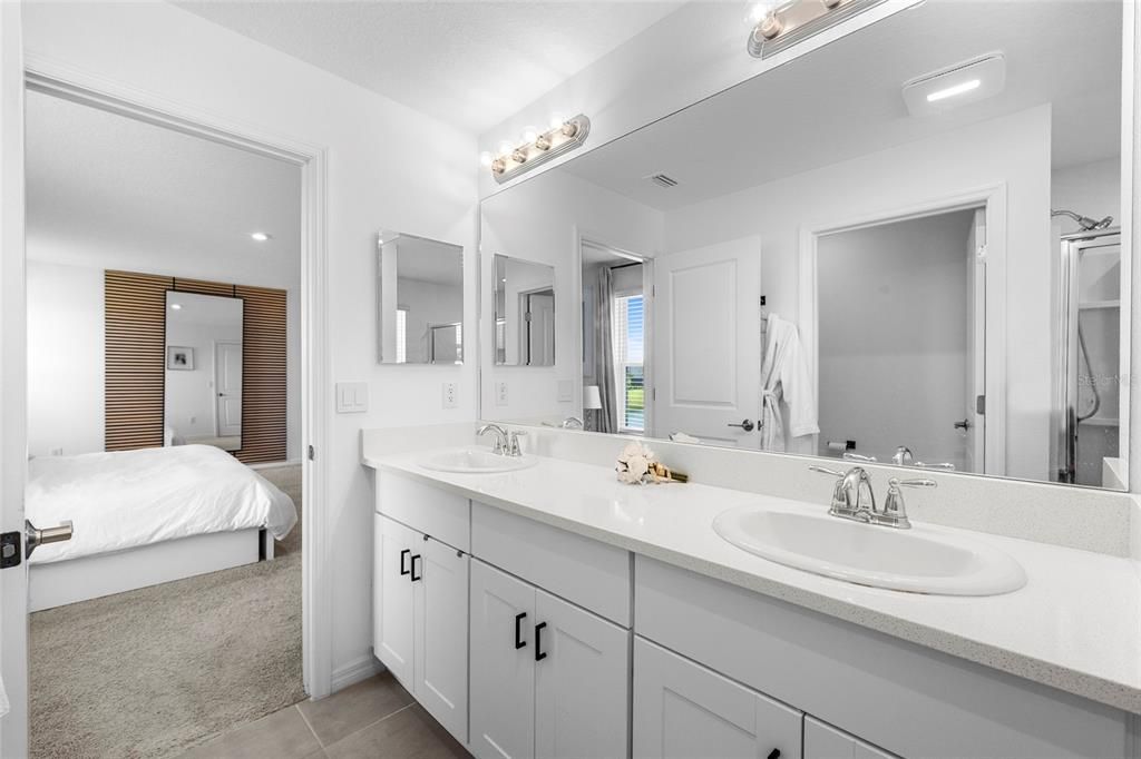 For Sale: $428,000 (3 beds, 2 baths, 1900 Square Feet)
