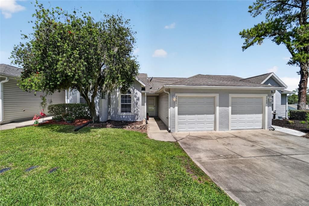 For Sale: $225,000 (2 beds, 2 baths, 1118 Square Feet)