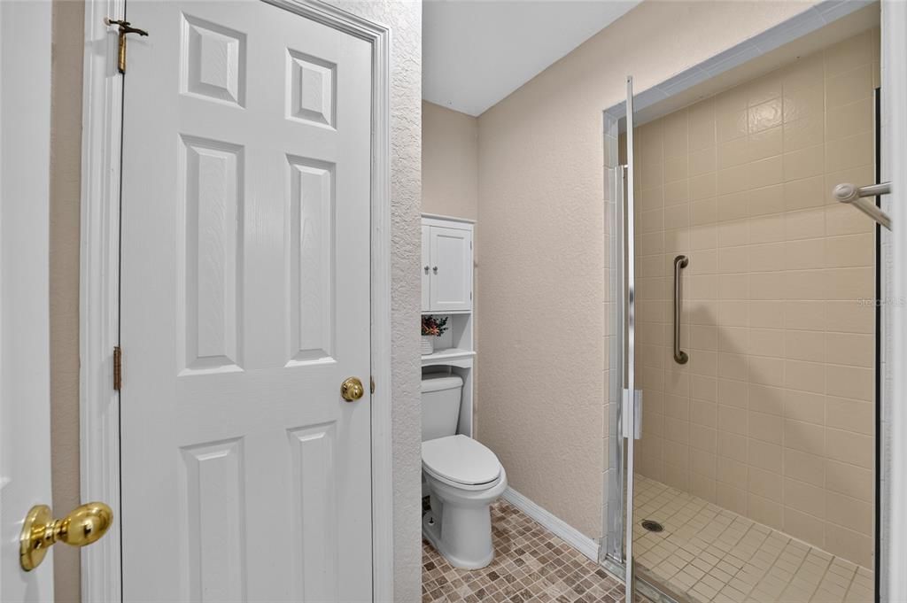 For Sale: $225,000 (2 beds, 2 baths, 1118 Square Feet)