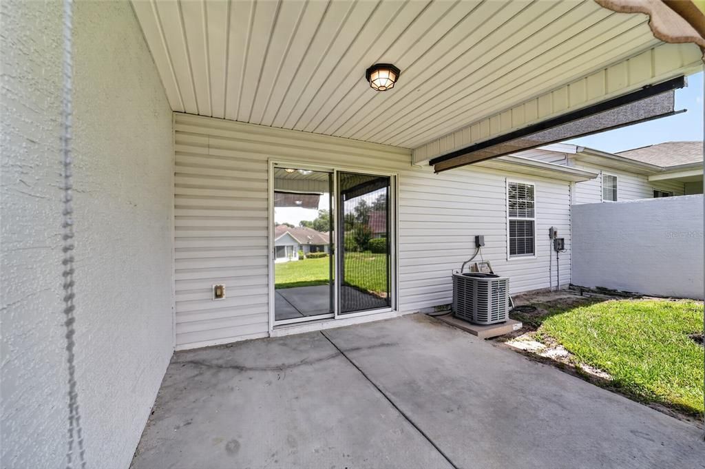 For Sale: $225,000 (2 beds, 2 baths, 1118 Square Feet)