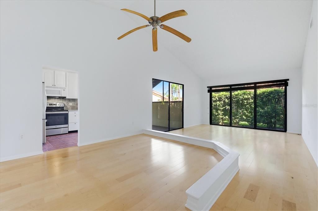 En Venta: $250,000 (2 camas, 2 baños, 1263 Pies cuadrados)