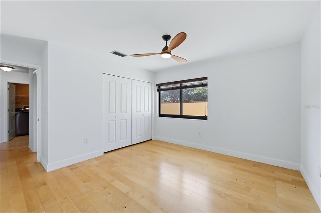 En Venta: $250,000 (2 camas, 2 baños, 1263 Pies cuadrados)