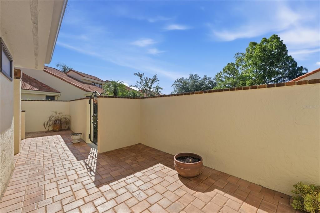 En Venta: $250,000 (2 camas, 2 baños, 1263 Pies cuadrados)