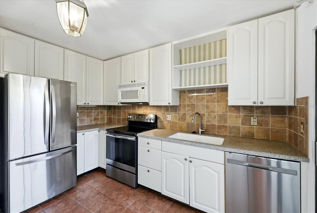 En Venta: $250,000 (2 camas, 2 baños, 1263 Pies cuadrados)