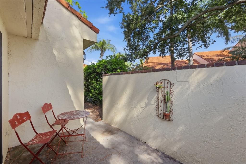En Venta: $250,000 (2 camas, 2 baños, 1263 Pies cuadrados)