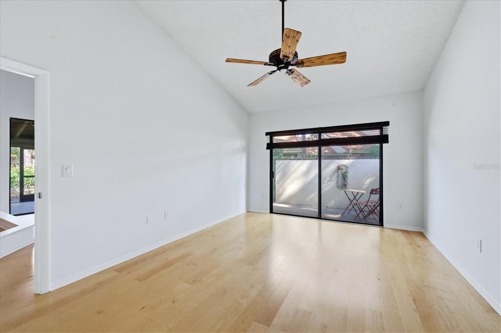 En Venta: $250,000 (2 camas, 2 baños, 1263 Pies cuadrados)