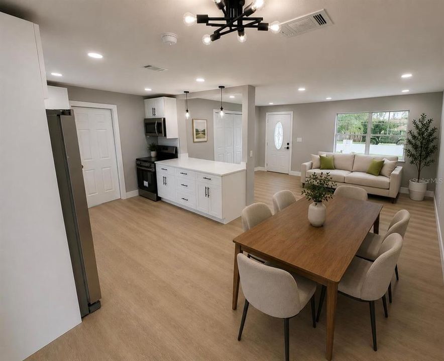 For Sale: $189,475 (2 beds, 1 baths, 864 Square Feet)
