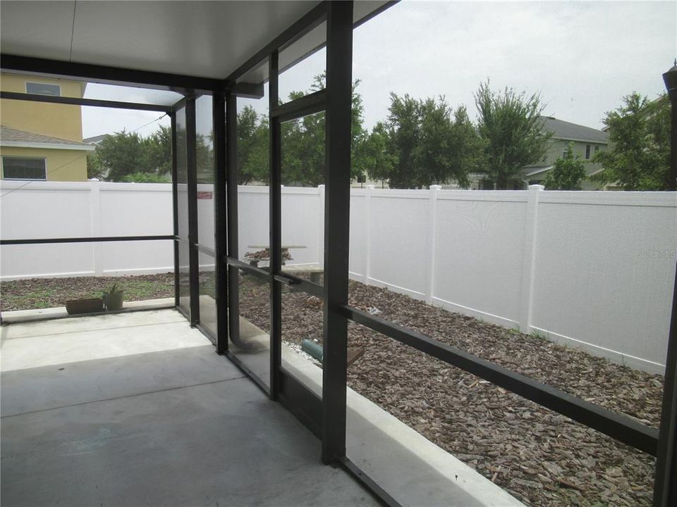 For Rent: $2,850 (3 beds, 2 baths, 1851 Square Feet)