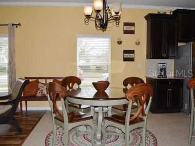 For Rent: $2,850 (3 beds, 2 baths, 1851 Square Feet)