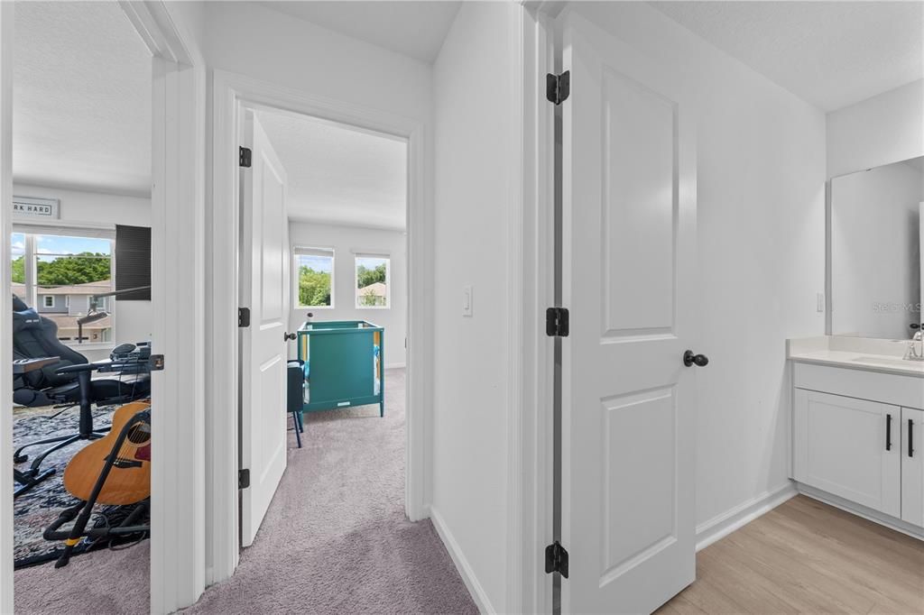 For Sale: $500,000 (4 beds, 3 baths, 2611 Square Feet)