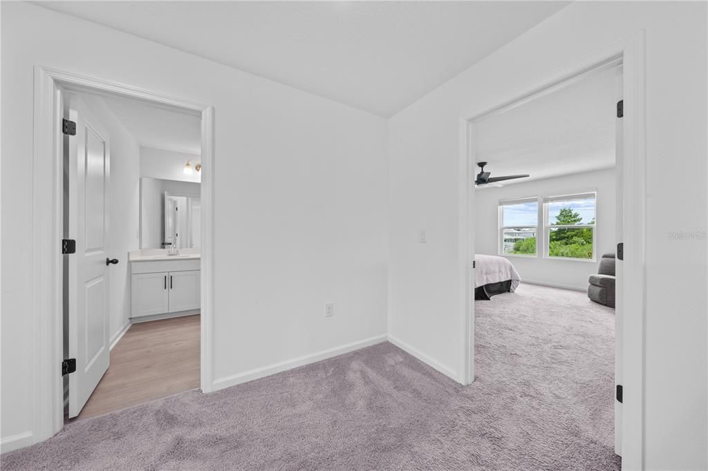 For Sale: $500,000 (4 beds, 3 baths, 2611 Square Feet)