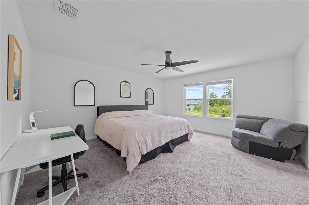 For Sale: $500,000 (4 beds, 3 baths, 2611 Square Feet)
