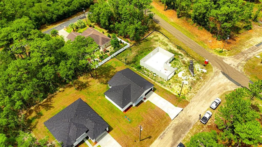 На продажу: $289,900 (4 спален, 2 ванн, 1833 Квадратных фут)