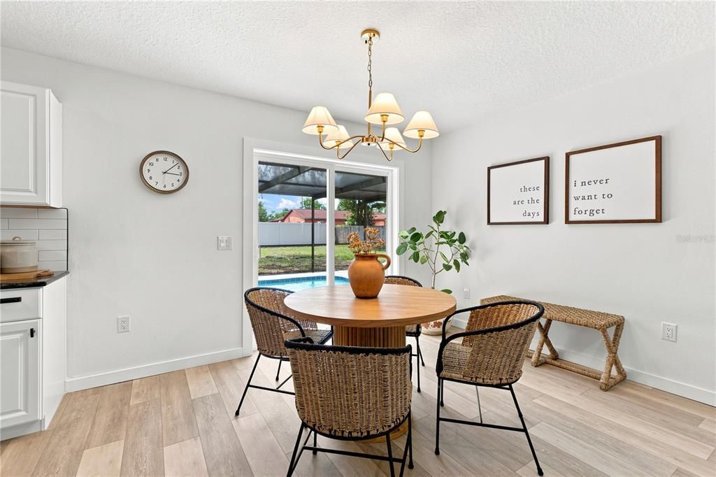 For Sale: $309,000 (3 beds, 2 baths, 1114 Square Feet)