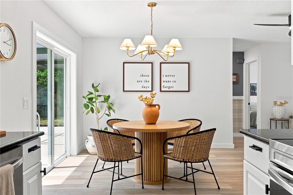 For Sale: $309,000 (3 beds, 2 baths, 1114 Square Feet)