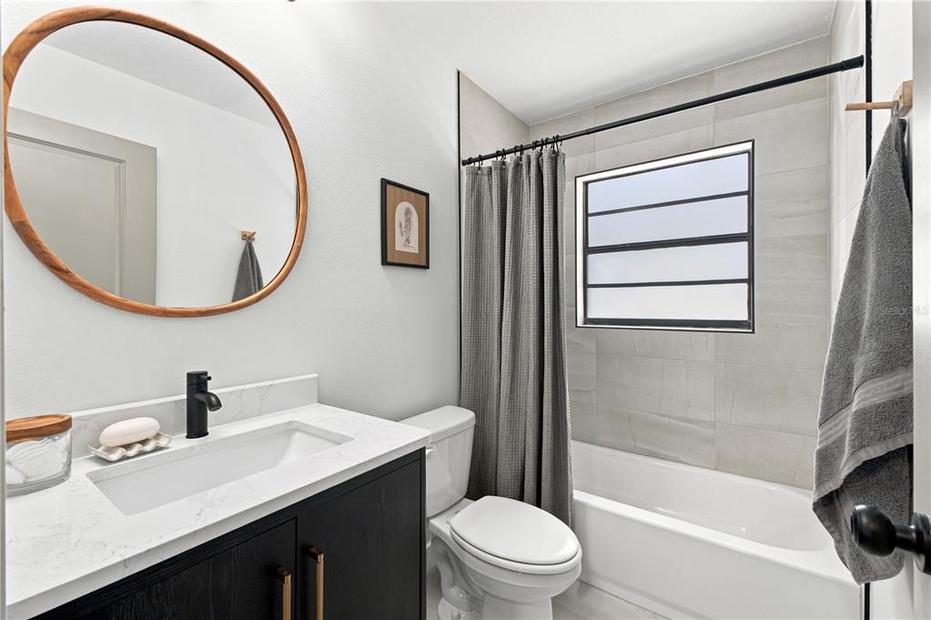 For Sale: $309,000 (3 beds, 2 baths, 1114 Square Feet)