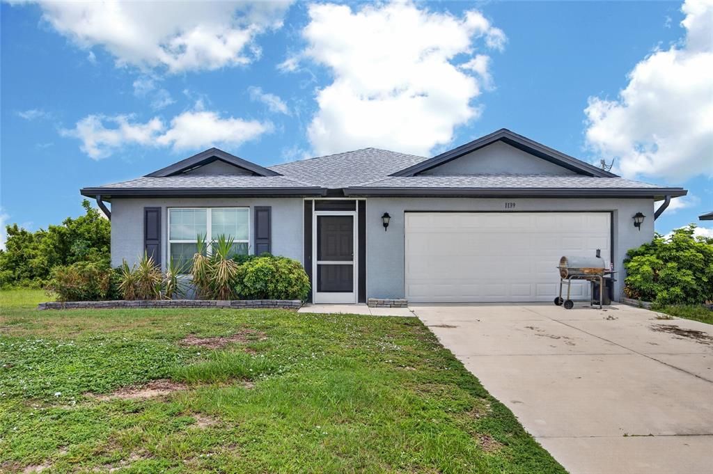 Active With Contract: $269,900 (4 beds, 2 baths, 1809 Square Feet)