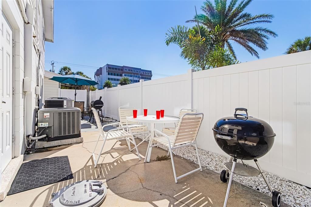 En Venta: $625,000 (2 camas, 1 baños, 834 Pies cuadrados)