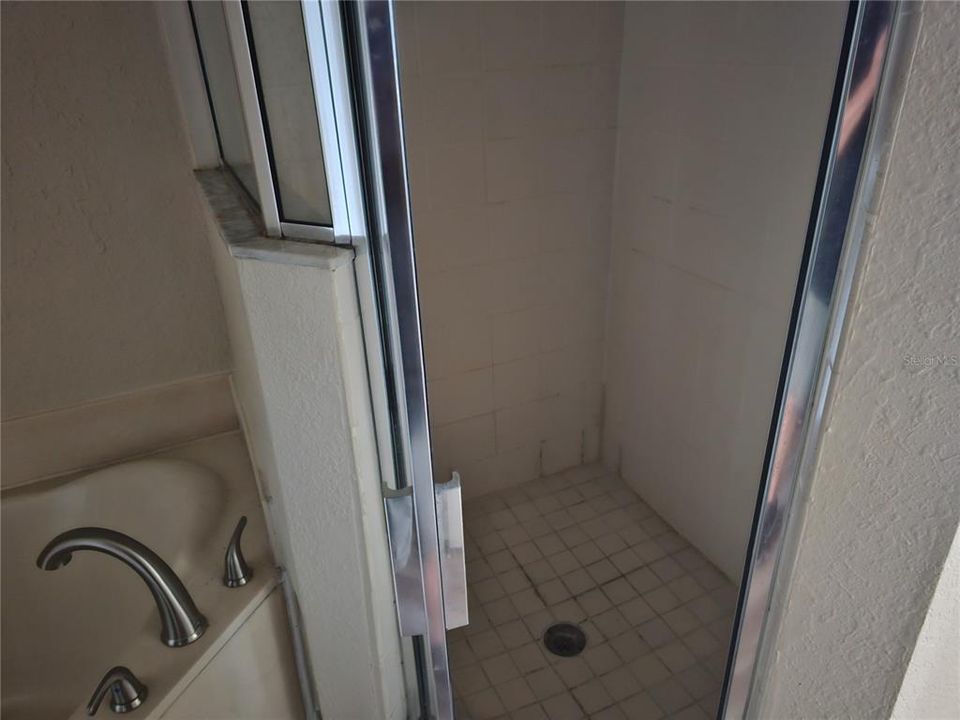 В аренду: $1,450 (2 спален, 2 ванн, 981 Квадратных фут)
