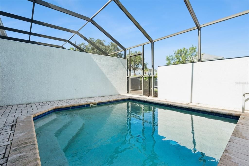 En Venta: $419,000 (3 camas, 3 baños, 1440 Pies cuadrados)