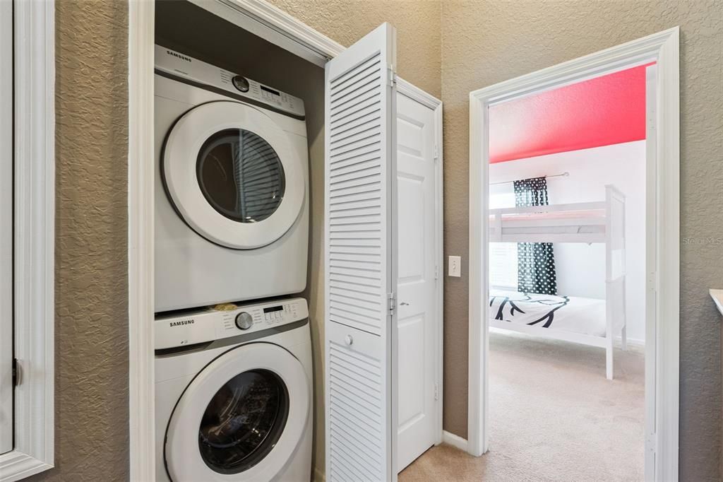 En Venta: $419,000 (3 camas, 3 baños, 1440 Pies cuadrados)