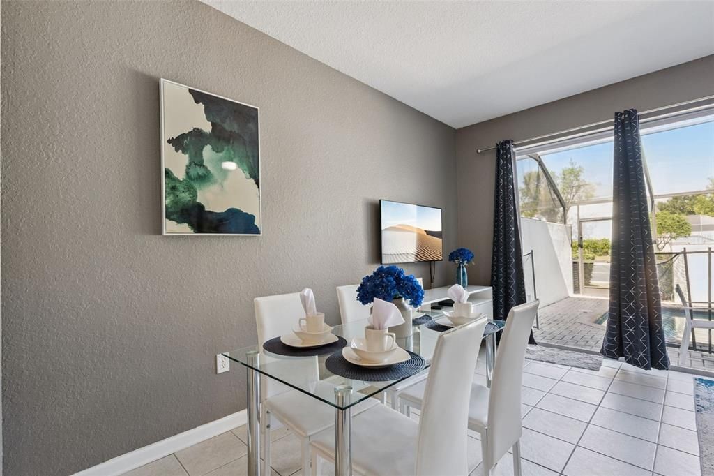 En Venta: $419,000 (3 camas, 3 baños, 1440 Pies cuadrados)