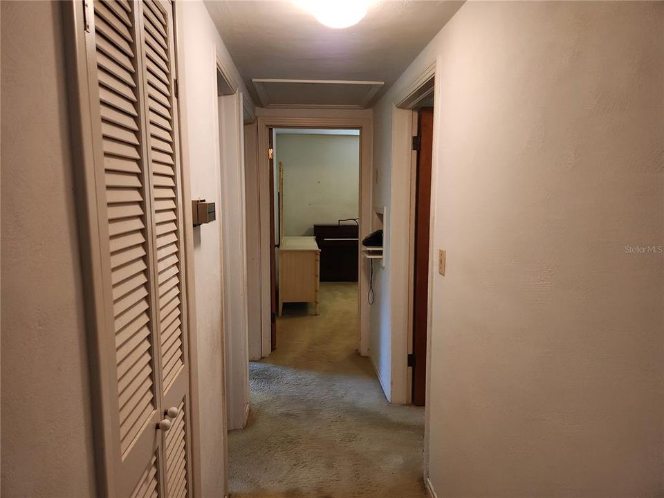For Sale: $229,000 (3 beds, 1 baths, 1365 Square Feet)