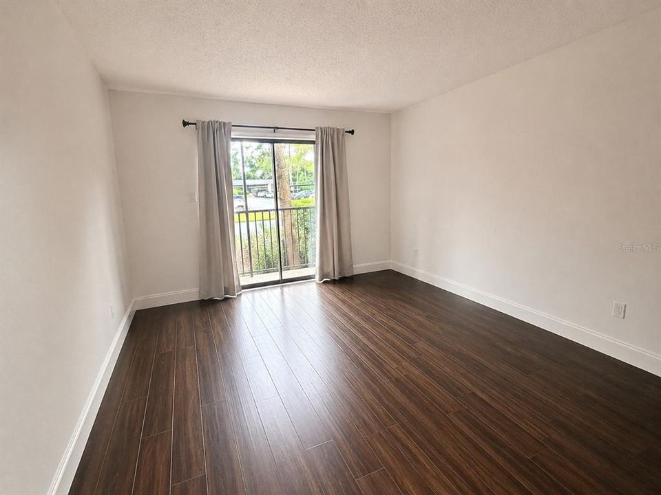 В аренду: $1,700 (1 спален, 1 ванн, 812 Квадратных фут)