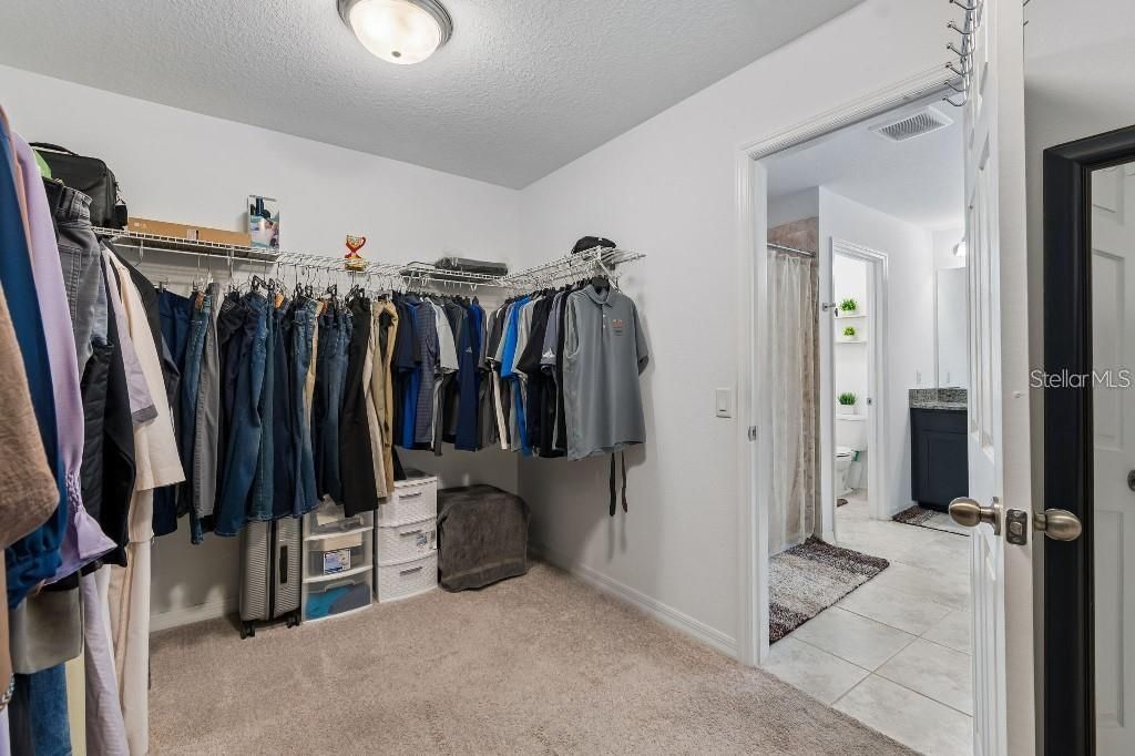 В аренду: $3,700 (5 спален, 3 ванн, 3566 Квадратных фут)
