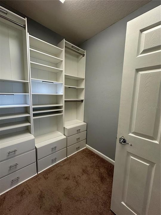 В аренду: $2,450 (4 спален, 2 ванн, 2396 Квадратных фут)