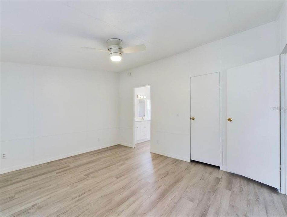 В аренду: $4,000 (3 спален, 2 ванн, 1176 Квадратных фут)