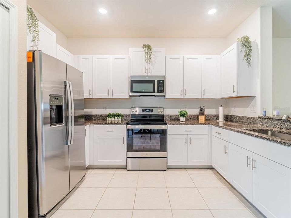 For Sale: $295,000 (3 beds, 2 baths, 1634 Square Feet)