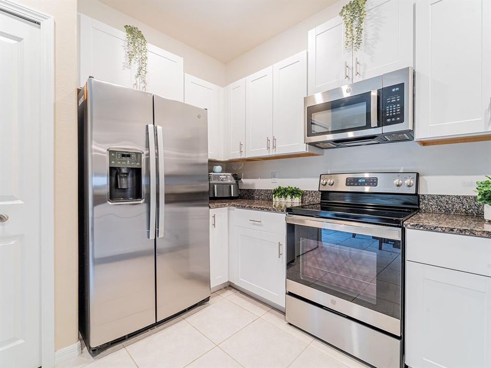 For Sale: $295,000 (3 beds, 2 baths, 1634 Square Feet)