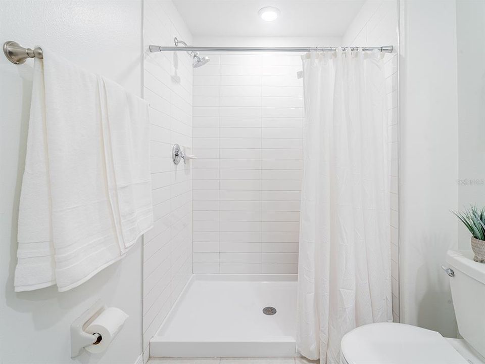 For Sale: $295,000 (3 beds, 2 baths, 1634 Square Feet)