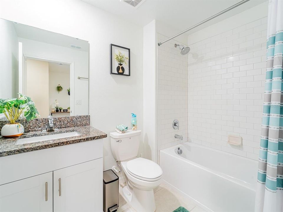 For Sale: $295,000 (3 beds, 2 baths, 1634 Square Feet)