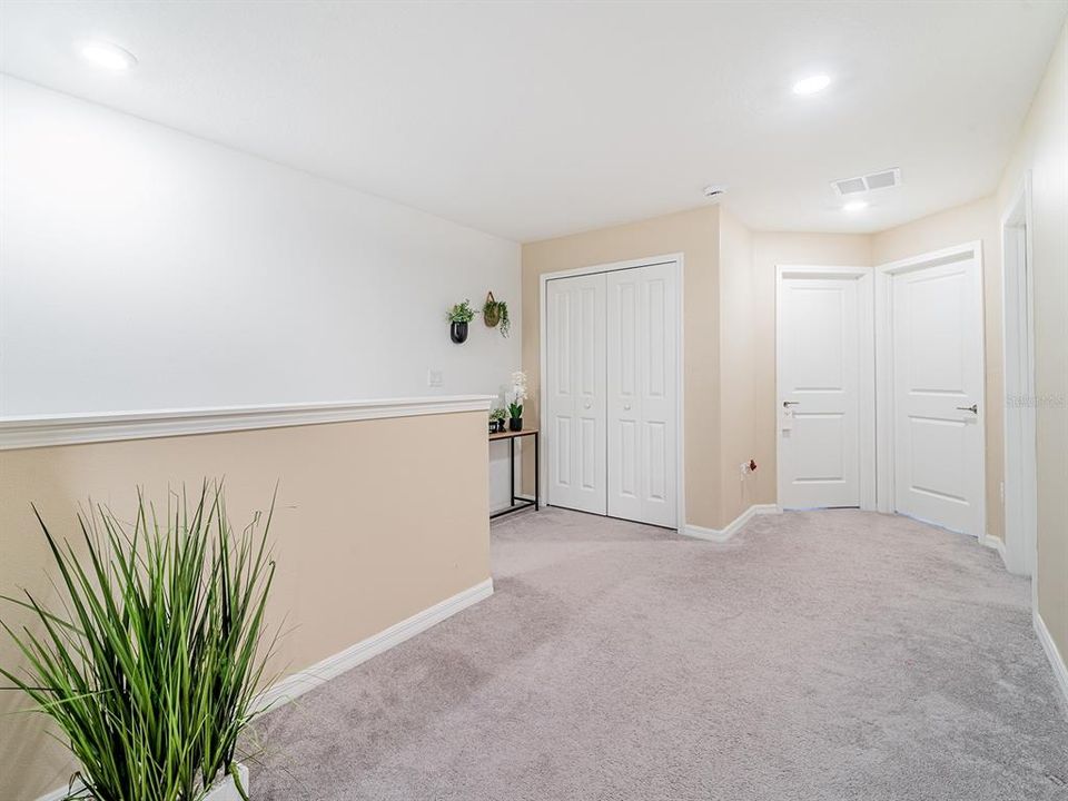 For Sale: $295,000 (3 beds, 2 baths, 1634 Square Feet)