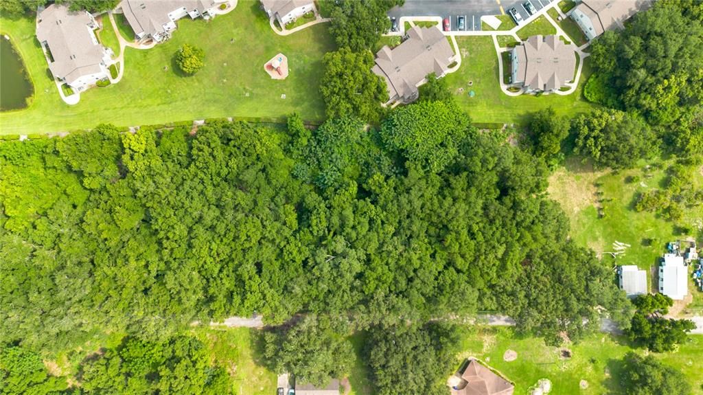 На продажу: $195,000 (0.54 acres)