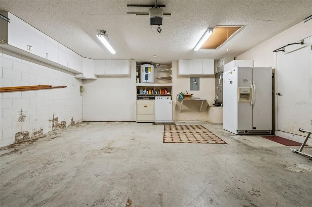 На продажу: $335,999 (4 спален, 3 ванн, 1812 Квадратных фут)