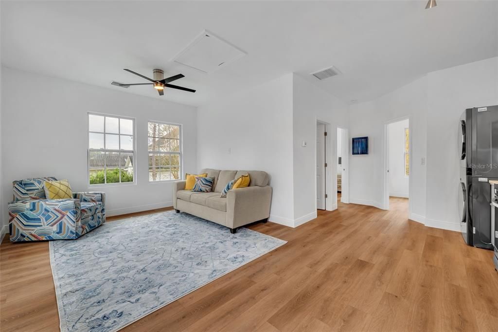 For Sale: $1,997,000 (6 beds, 4 baths, 4446 Square Feet)