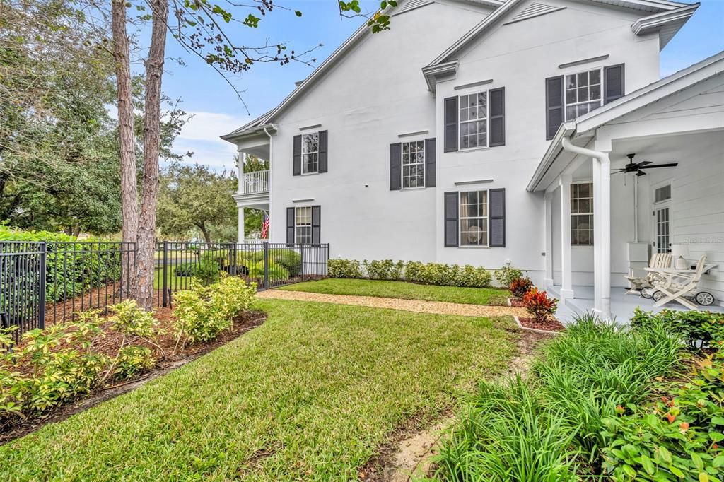 For Sale: $1,997,000 (6 beds, 4 baths, 4446 Square Feet)