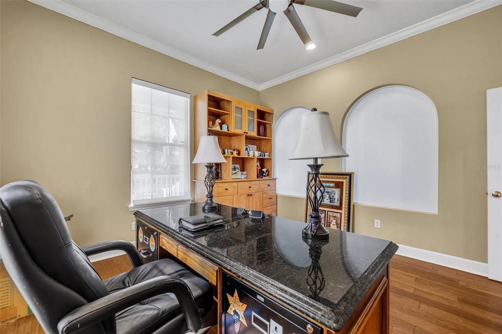 For Sale: $1,997,000 (6 beds, 4 baths, 4446 Square Feet)