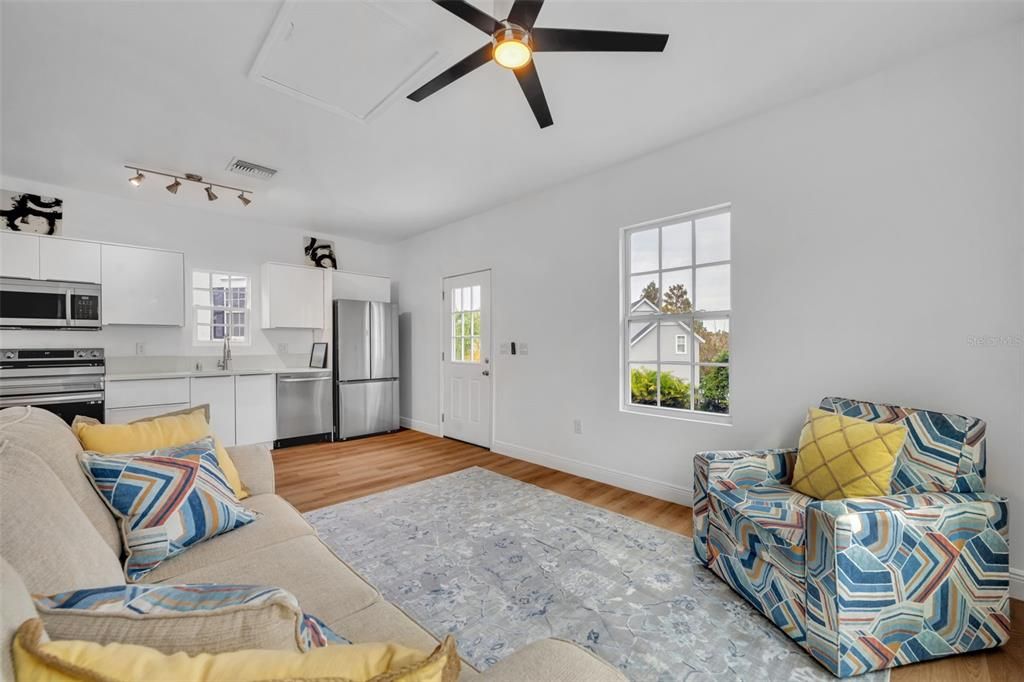 For Sale: $1,997,000 (6 beds, 4 baths, 4446 Square Feet)