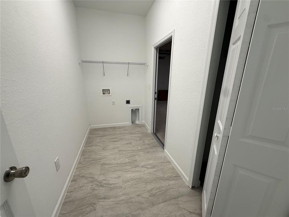 В аренду: $2,000 (3 спален, 2 ванн, 1600 Квадратных фут)