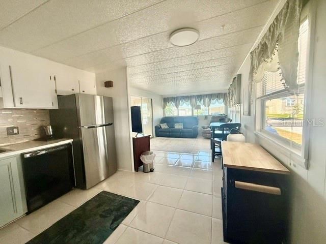 En Venta: $244,900 (2 camas, 2 baños, 684 Pies cuadrados)