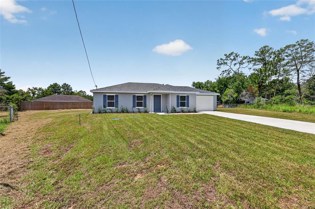 For Sale: $238,000 (3 beds, 2 baths, 1091 Square Feet)
