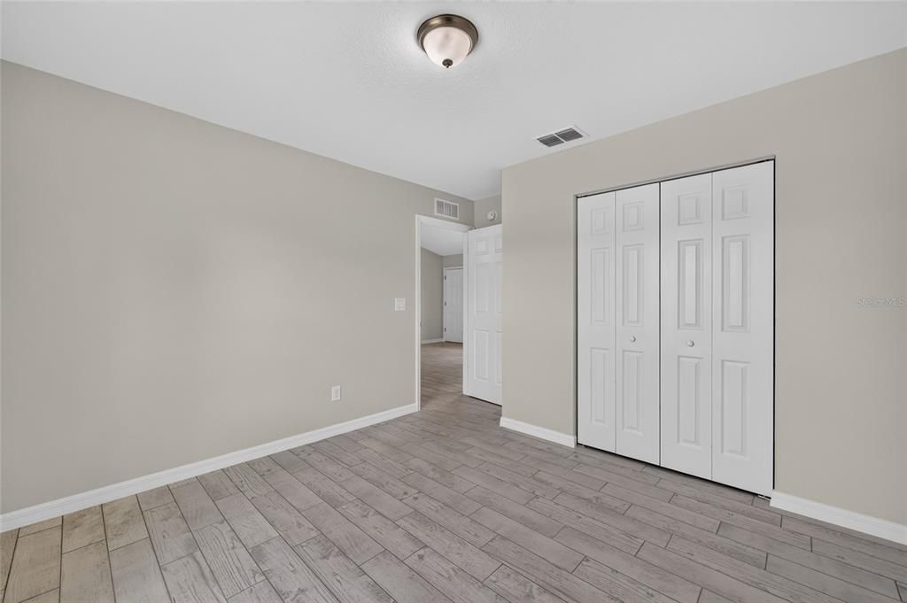 For Sale: $238,000 (3 beds, 2 baths, 1091 Square Feet)