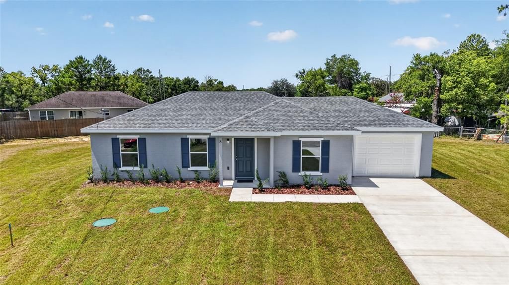 For Sale: $238,000 (3 beds, 2 baths, 1091 Square Feet)