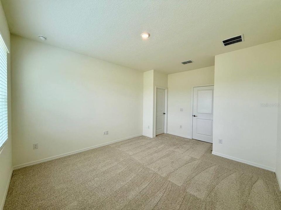 En Renta: $2,450 (3 camas, 2 baños, 1774 Pies cuadrados)