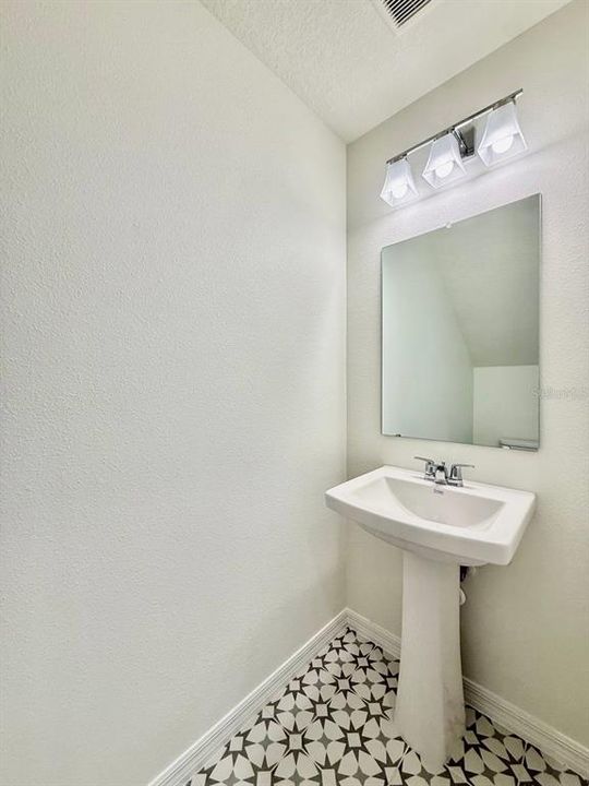 En Renta: $2,450 (3 camas, 2 baños, 1774 Pies cuadrados)